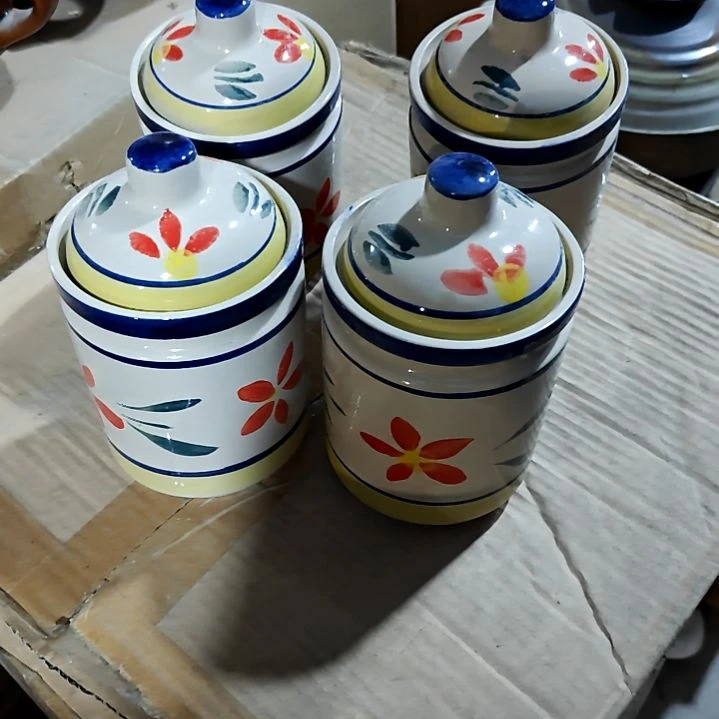 摆件陶瓷盘子碗啥都有