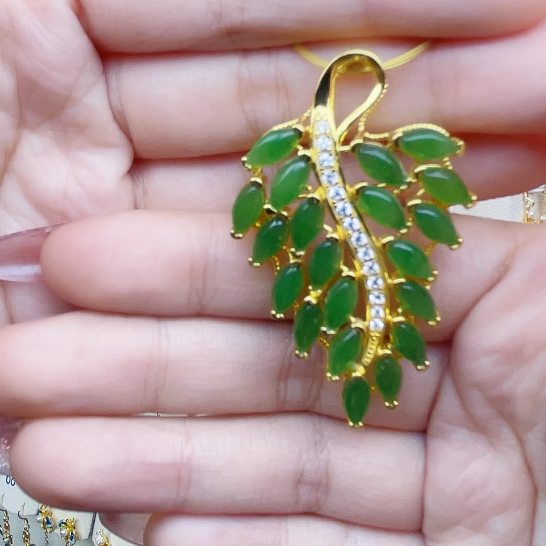 和田玉银S925镀金镶嵌颈饰