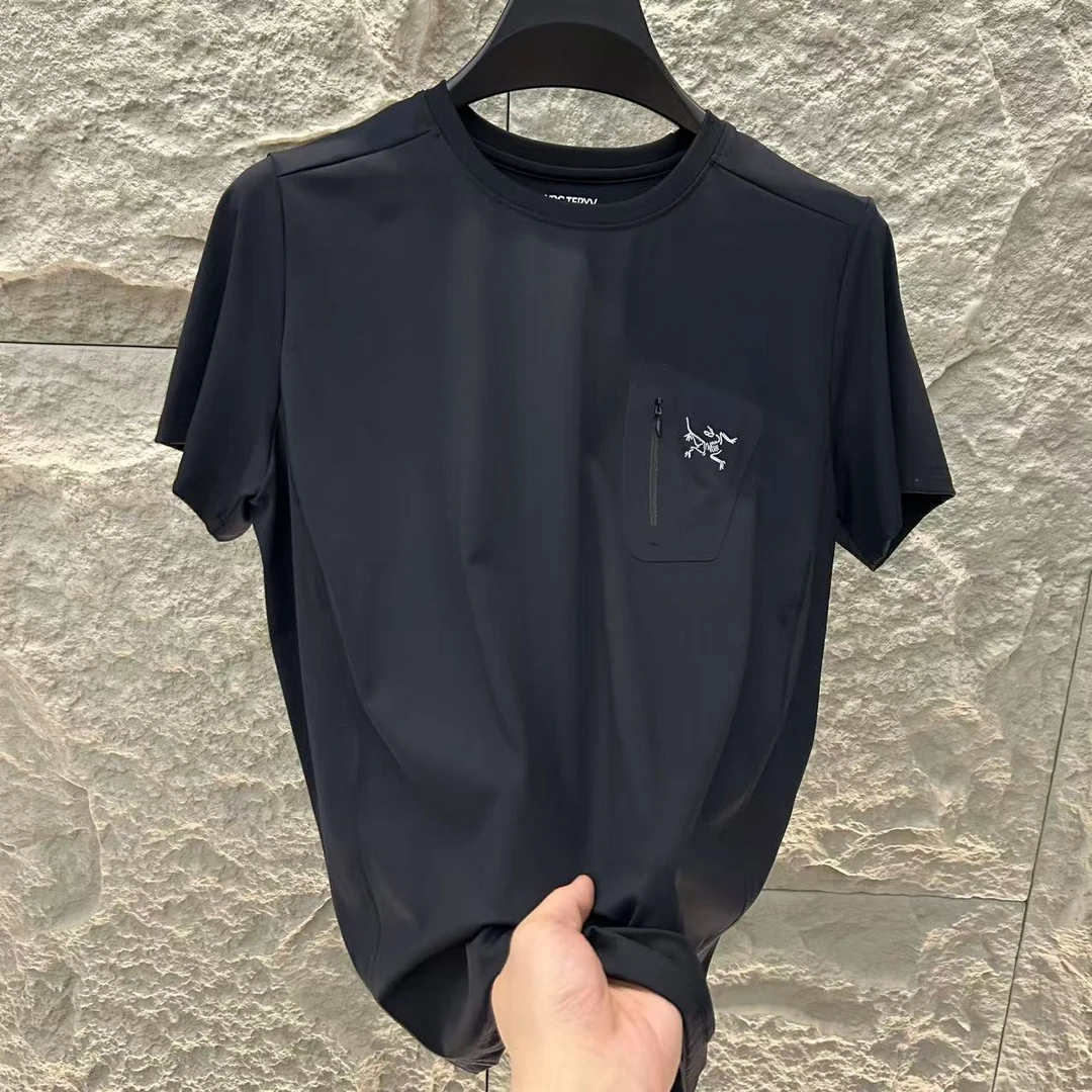 (V-2417)2025新款男士黑色运动速干有兜短袖休闲运动款