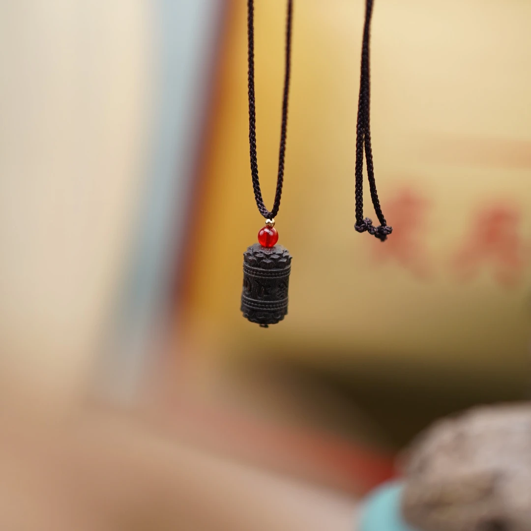 富升红土沉香 六字莲花