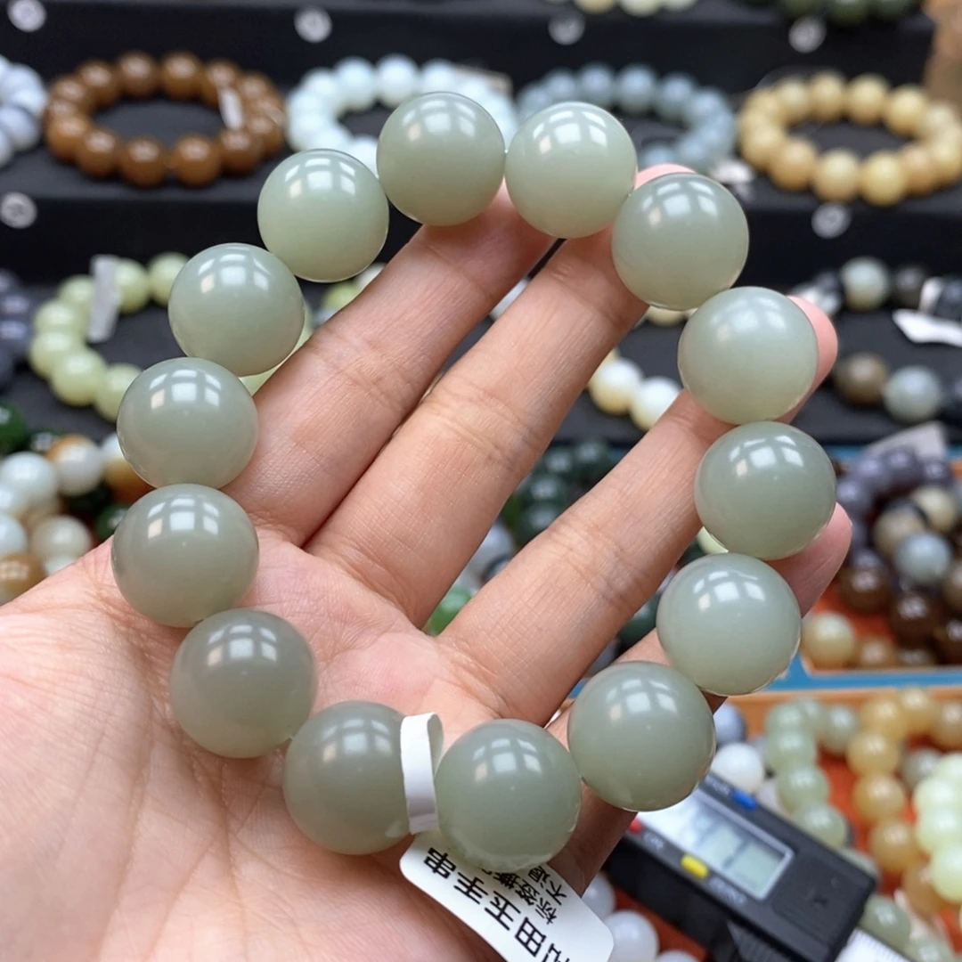 未镶嵌手串和田玉L卡16