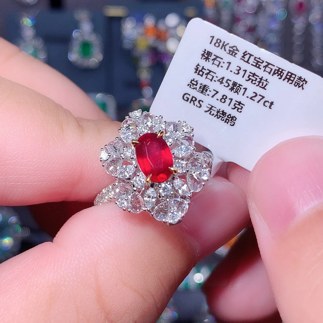 红宝石戒指18K金镶嵌