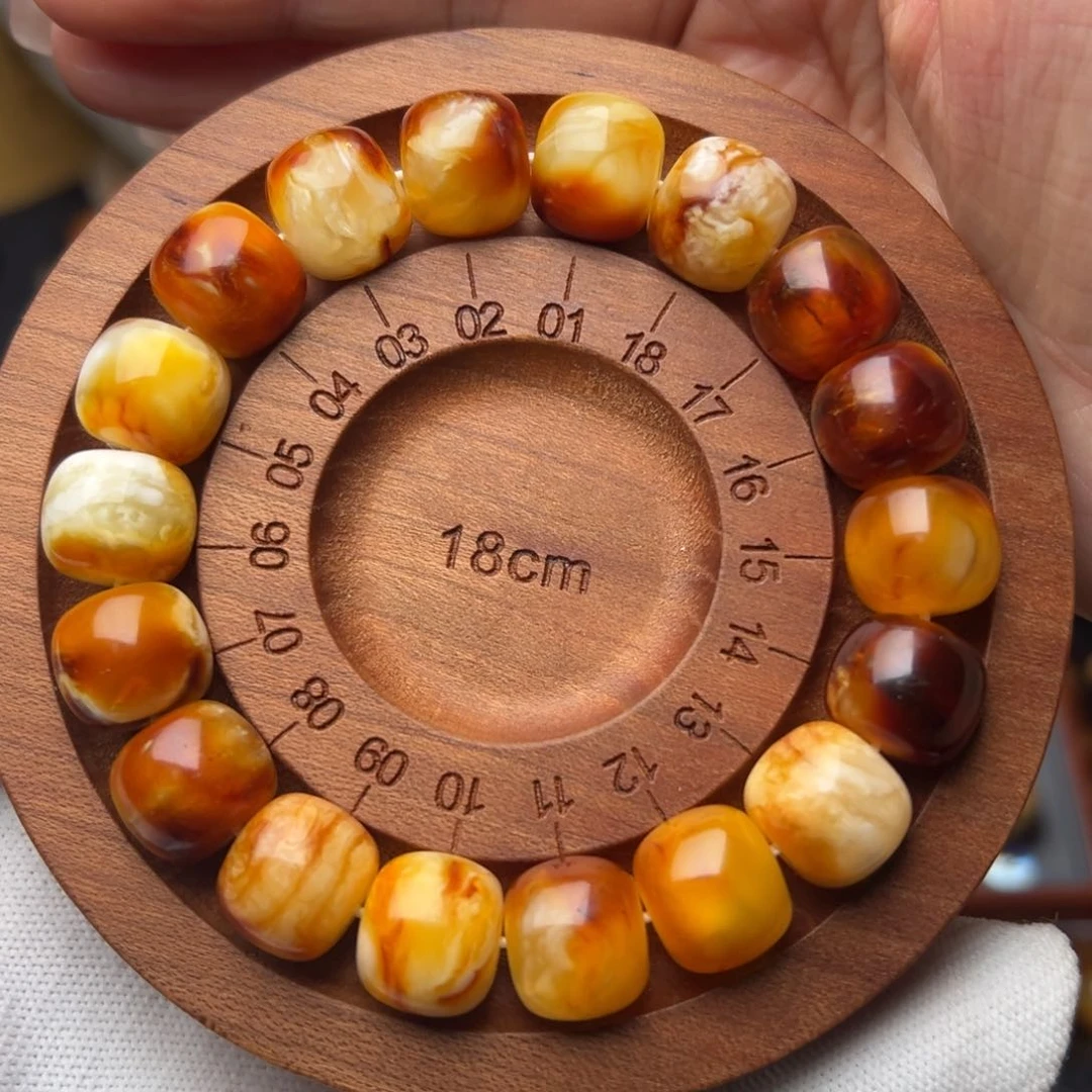 琥珀裸石未镶嵌琥珀裸石未镶嵌13