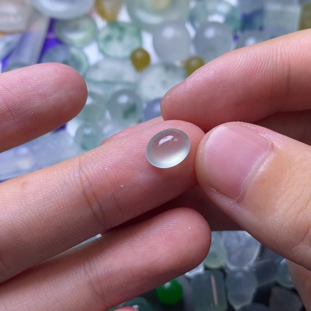 定制翡翠未镶嵌挂件