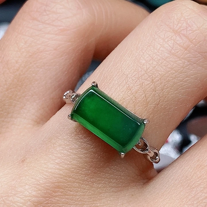 翡翠戒指未镶嵌戒指