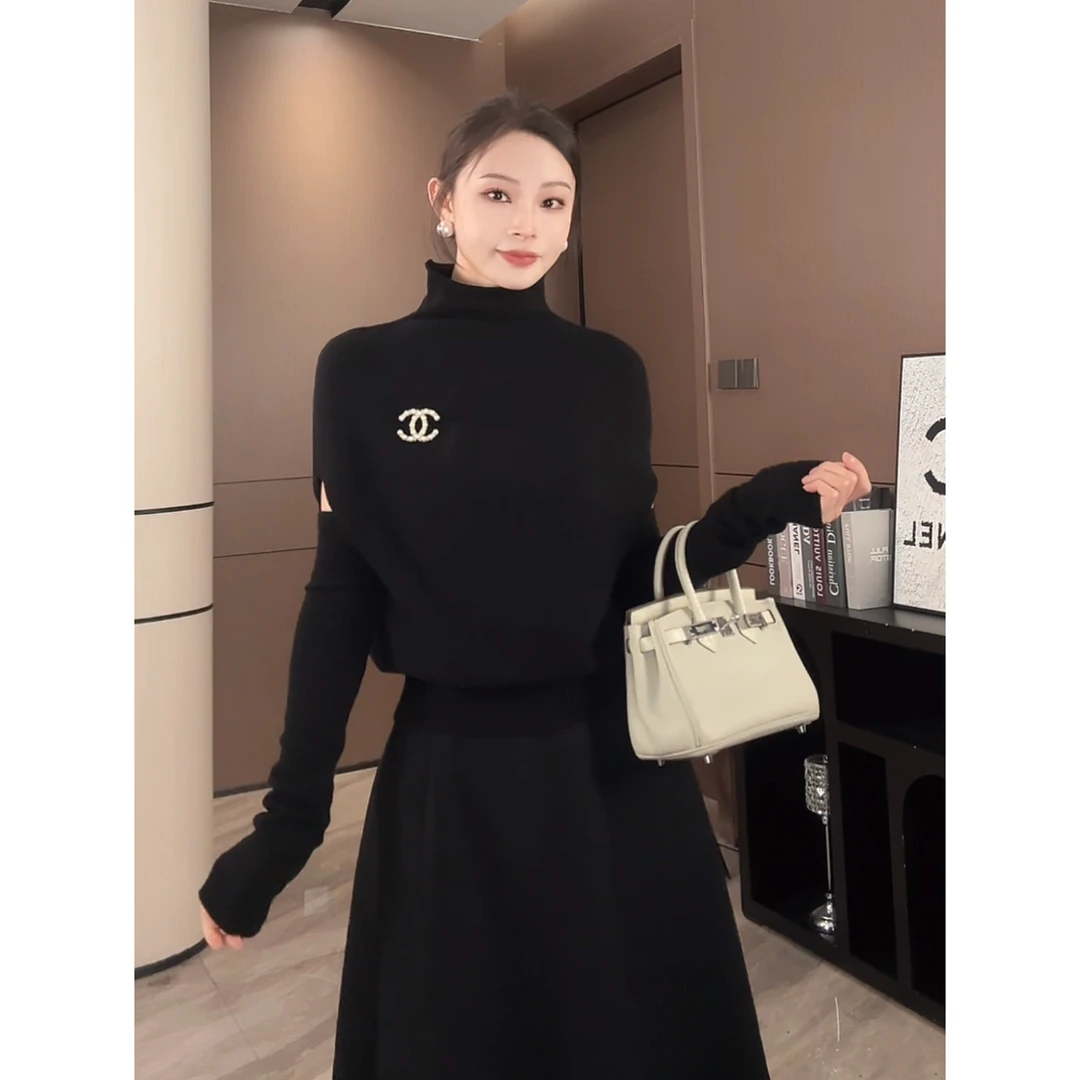 LZQ[北欧秘语]气质高领蝙蝠袖显瘦袖套针织上衣XMZH10879