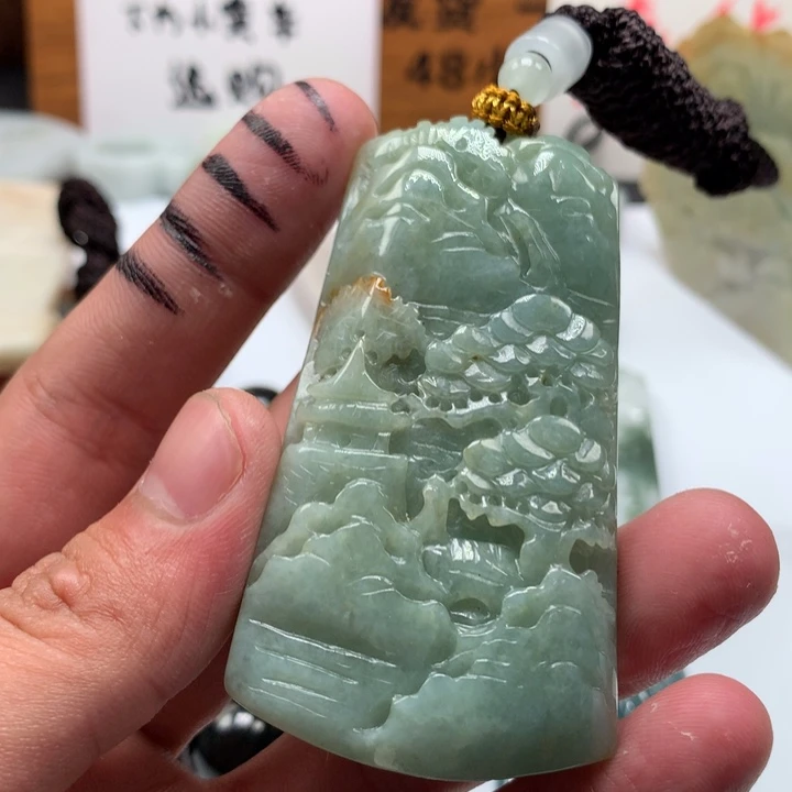 翡翠未镶嵌颈饰保真天然a货翡翠