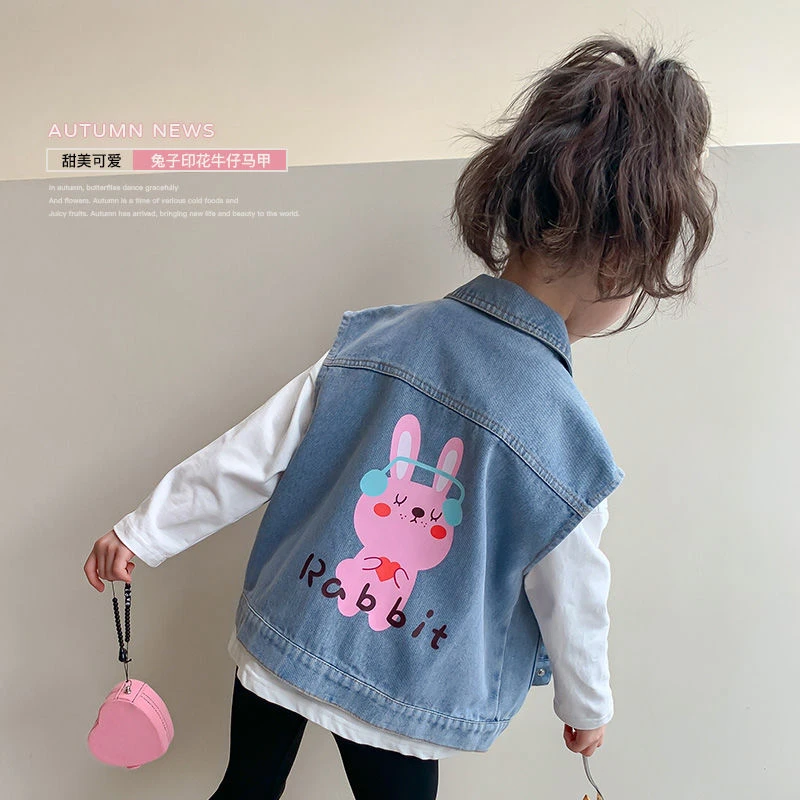 女童牛仔马甲童装马夹儿童2025春秋洋气宝宝坎肩外套外穿背心秋装