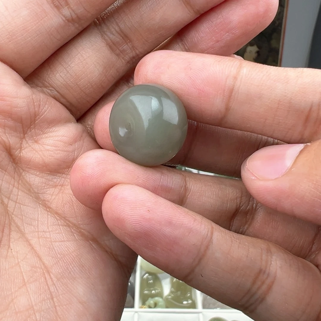 和田玉吊坠(不含链)未镶嵌林****?20mm扣子