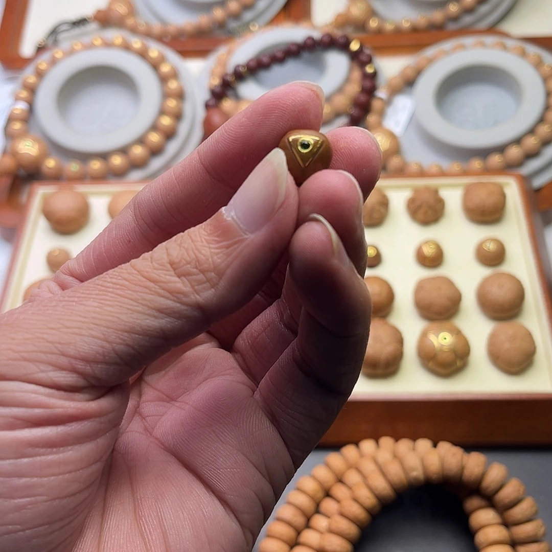 光***强凤眼菩提吊坠10.8mm龙塔