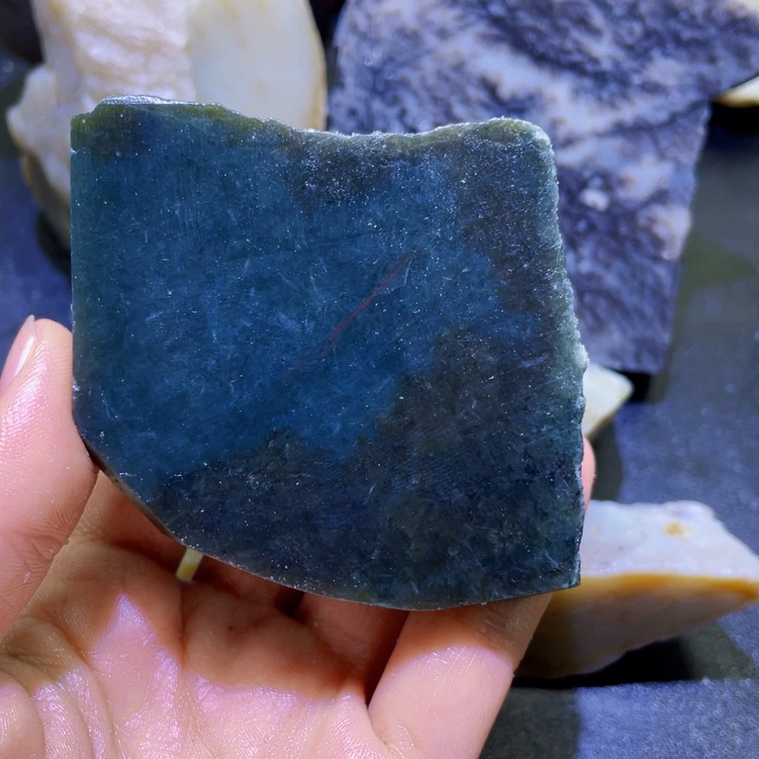 和田玉未镶嵌珠宝半成品