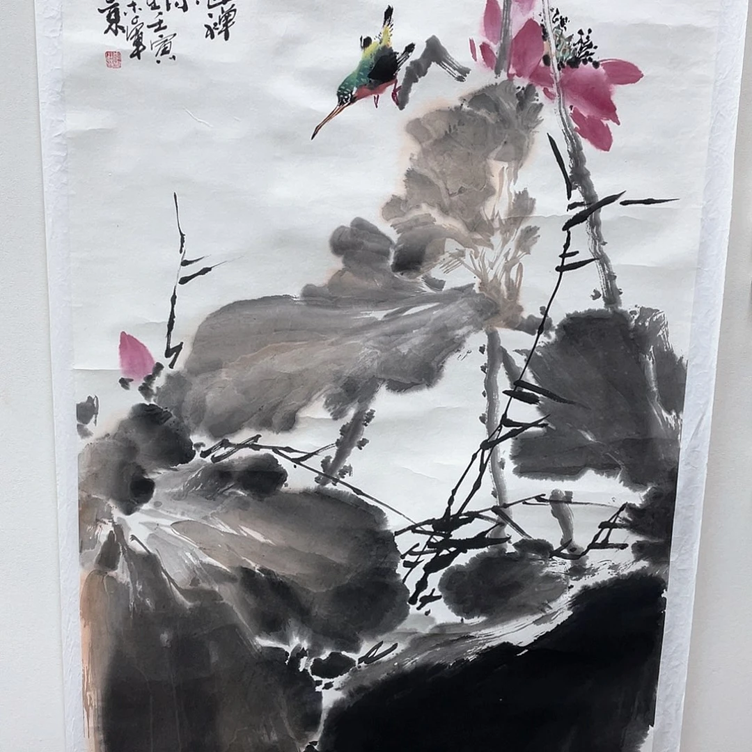 国画把门放了个小哥哥