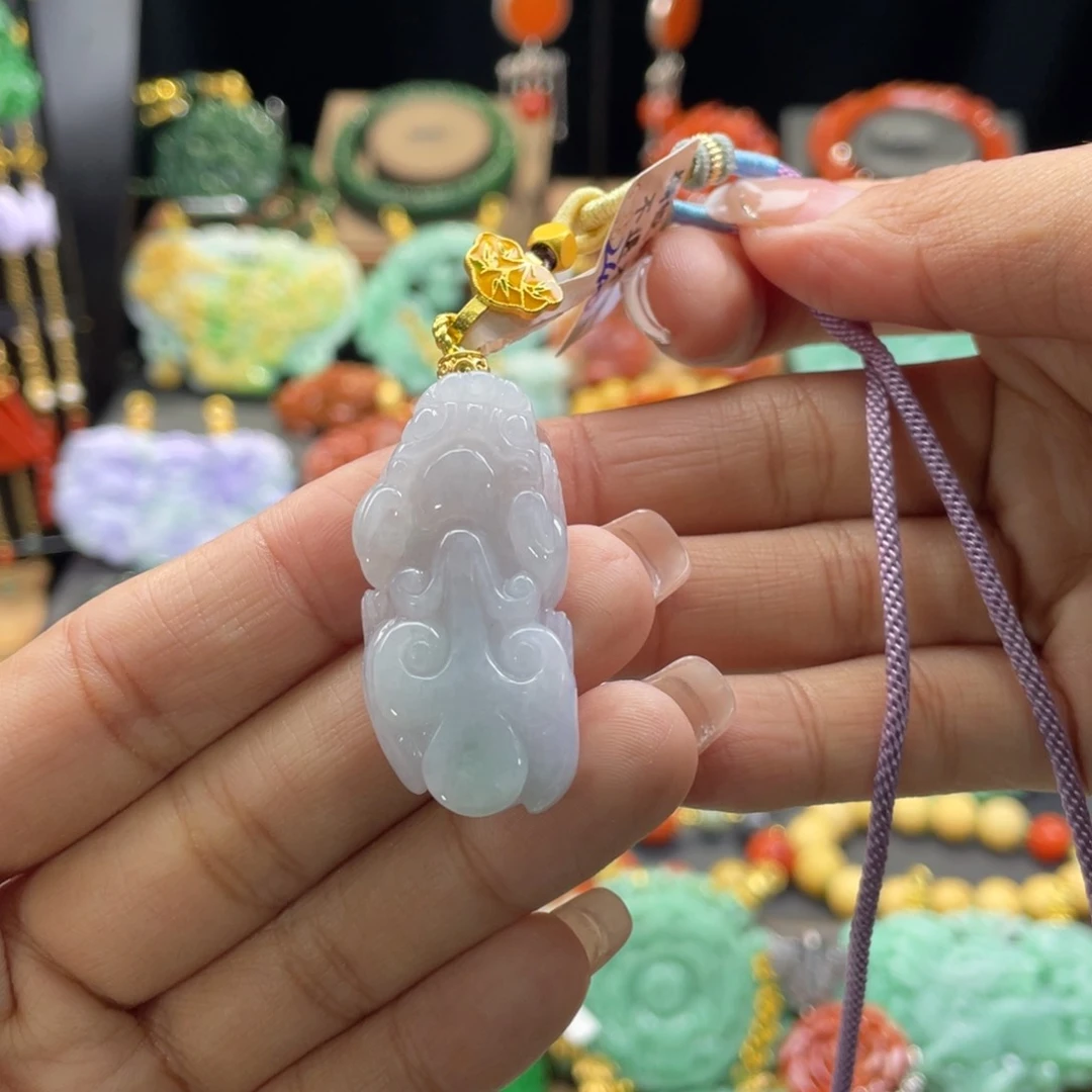 翡翠颈饰未镶嵌代编织