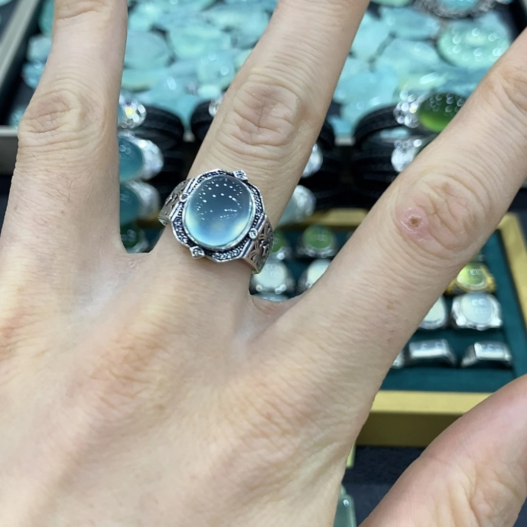 【闪购商品】银S925镶嵌蛇纹石玉戒指