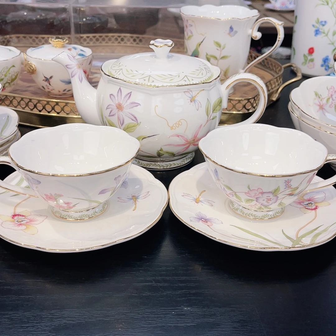 骨瓷一壶两杯——————————