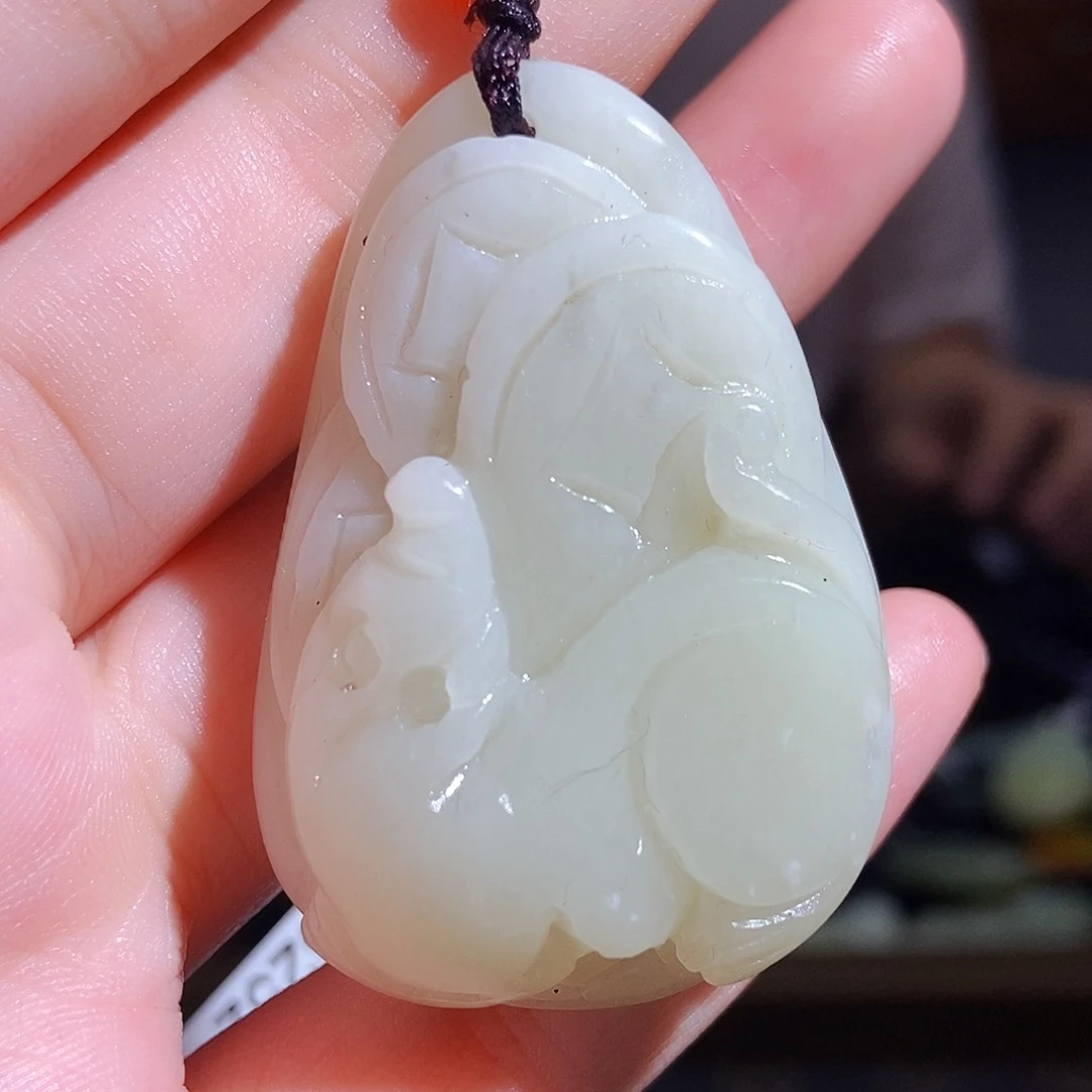 颈饰未镶嵌和田玉