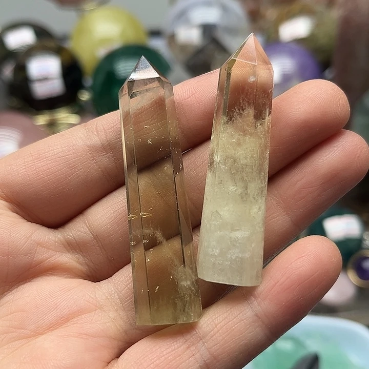 未镶嵌珠宝半成品水晶30克黄水晶柱