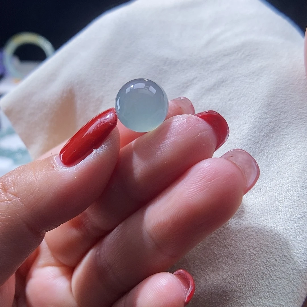 翡翠未镶嵌颈饰圆珠11.9