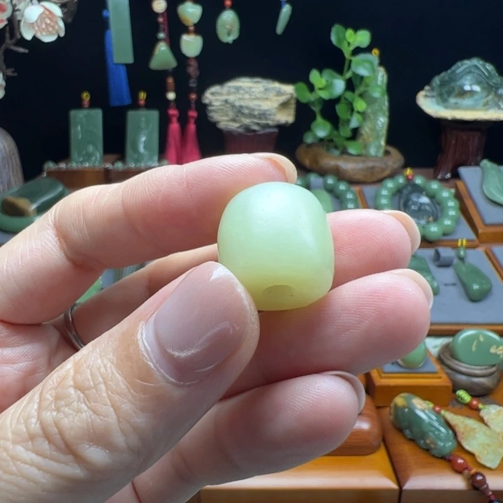 未镶嵌岫岩老玉（透闪石质玉）珠宝半成品