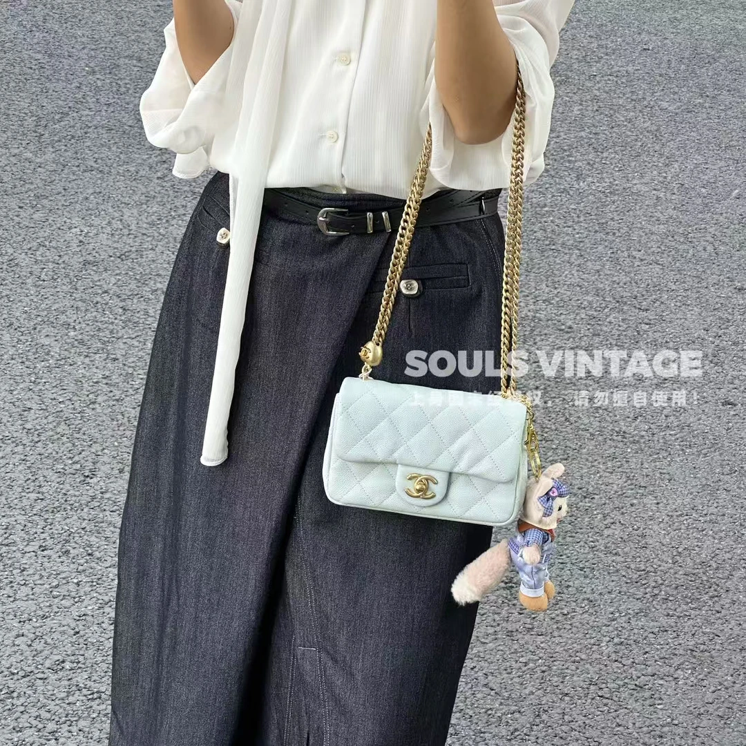 95新 Chanel/香奈儿 蓝金荔枝纹牛皮爱心金球大mini包/667991301