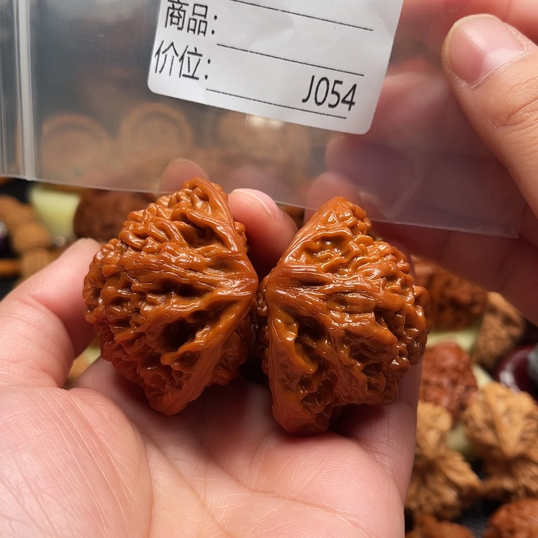 王***生桃核吊坠蛇王51尺