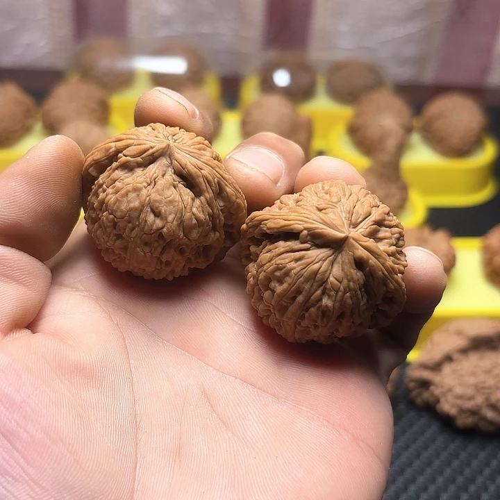 把件文玩核桃南疆石9