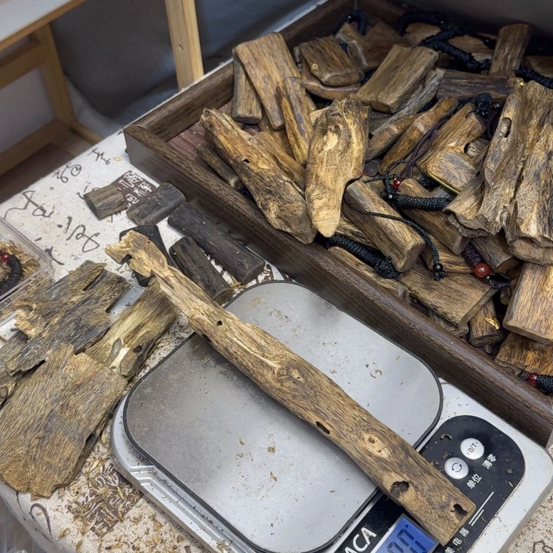 沉香碎屑沉香白棋