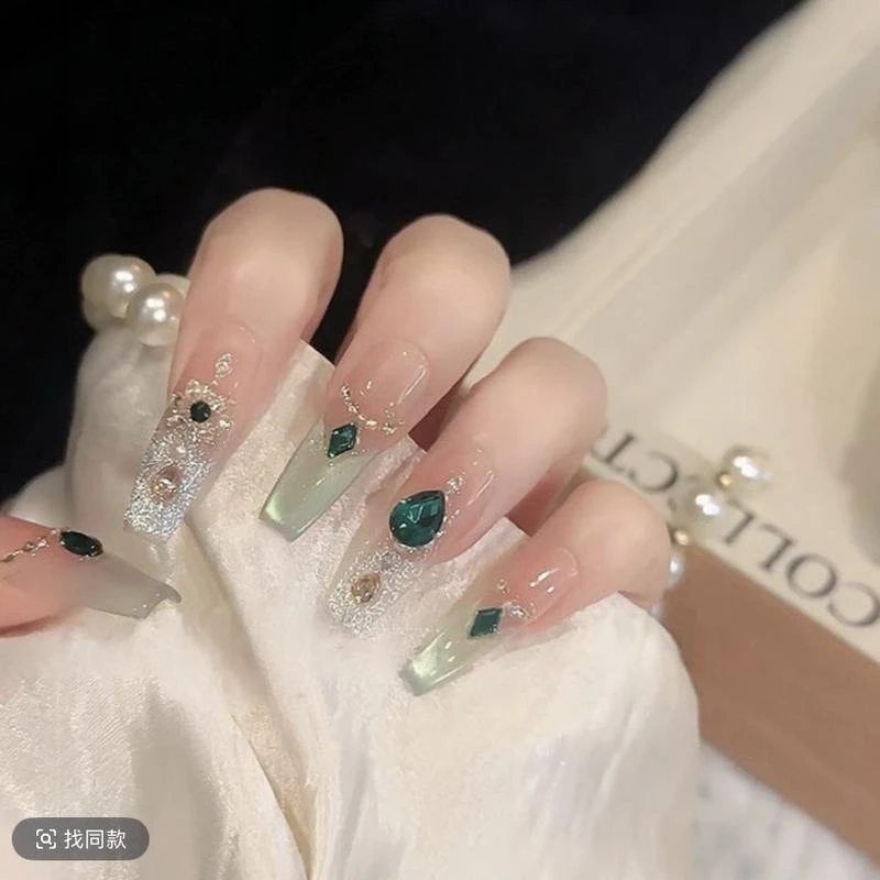 【阿拉丁】纯手工穿戴甲复古轻奢祖母绿宫廷风高级猫眼纯手作美甲