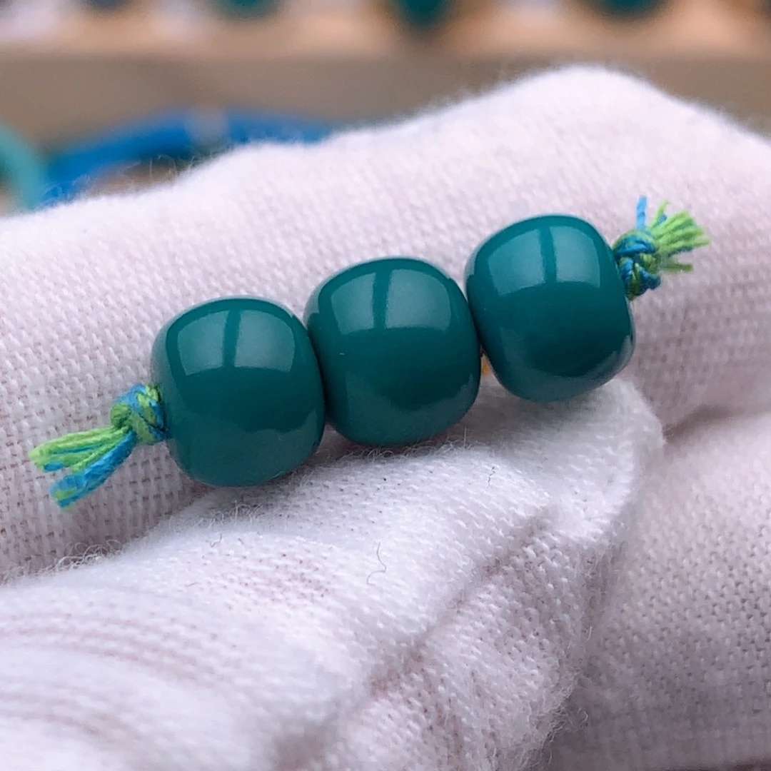 绿松石未镶嵌珠宝奇石8.2mm