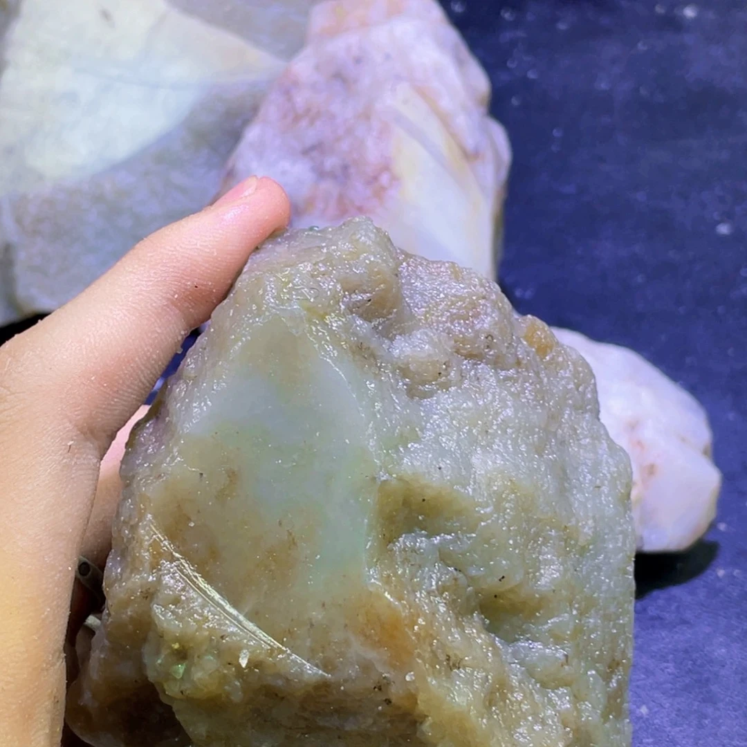 未镶嵌和田玉珠宝半成品