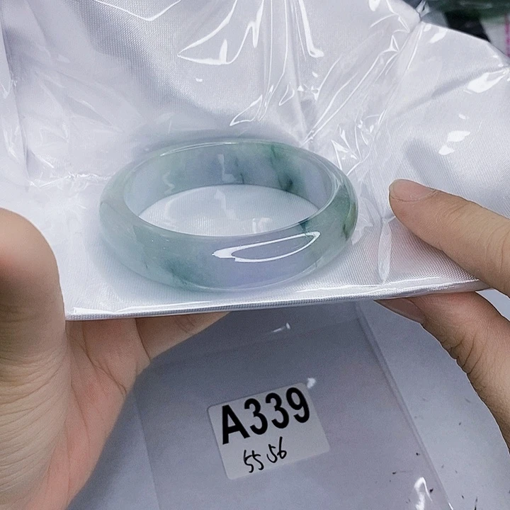 翡翠未镶嵌手镯一图一物实物为准
