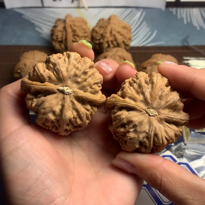吊坠文玩核桃紫*粗筋