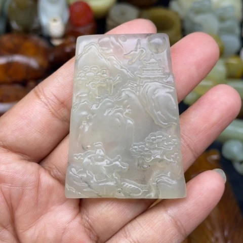未镶嵌蛇纹石玉颈饰44