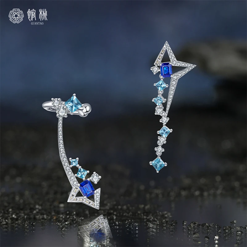 馆桃【彗】18K白金蓝宝石耳钉