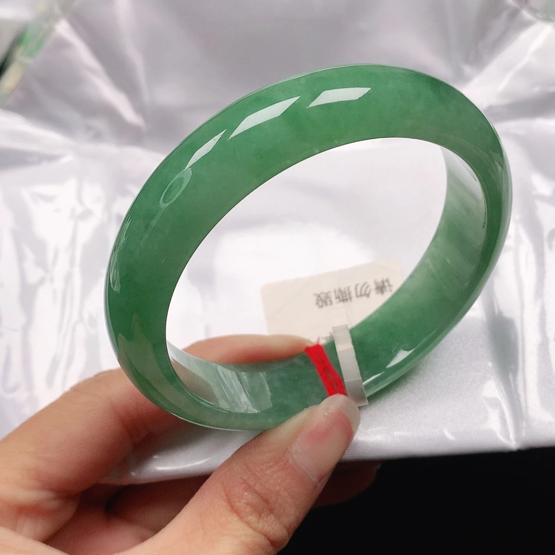 翡翠手镯未镶嵌天然翡翠手镯57