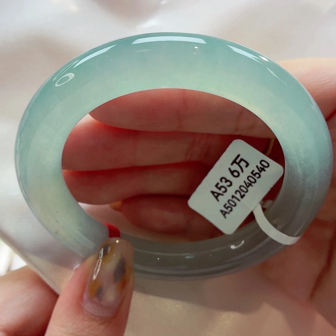 翡翠未镶嵌手镯（圆镯）22（48号）