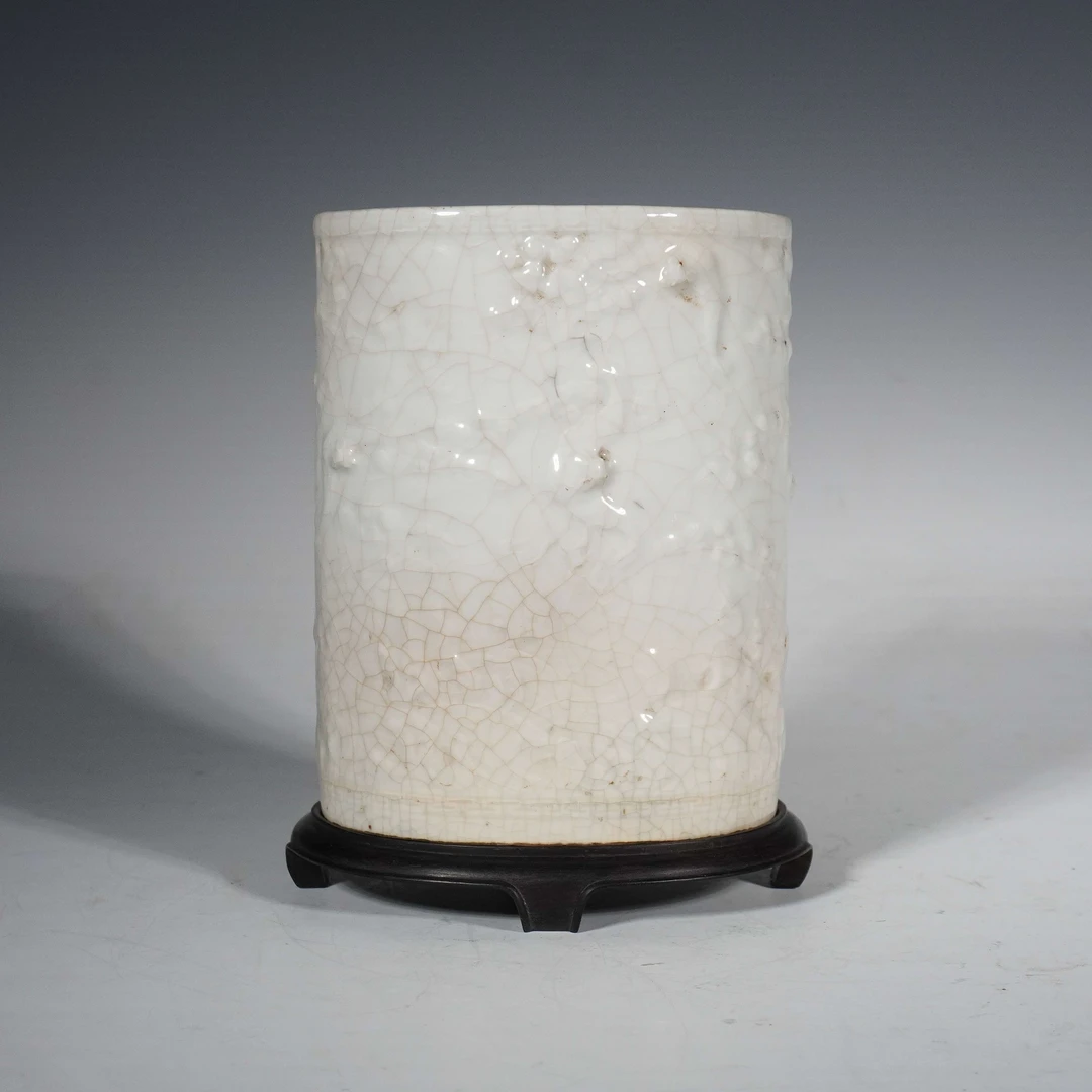 【拍卖】Lot 23617 仿定龙纹笔筒