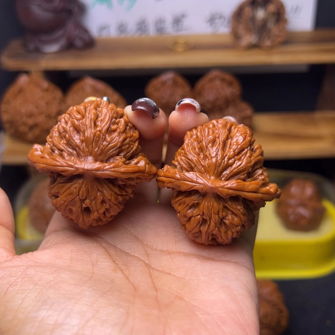 阿***德吊坠桃核四座楼福利