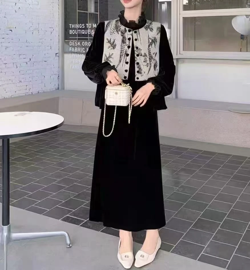 春秋新款上衣裤子连衣裙