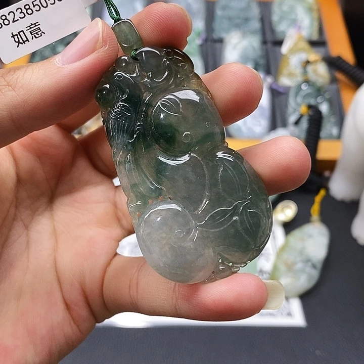 翡翠未镶嵌吊坠(不含链)挂件