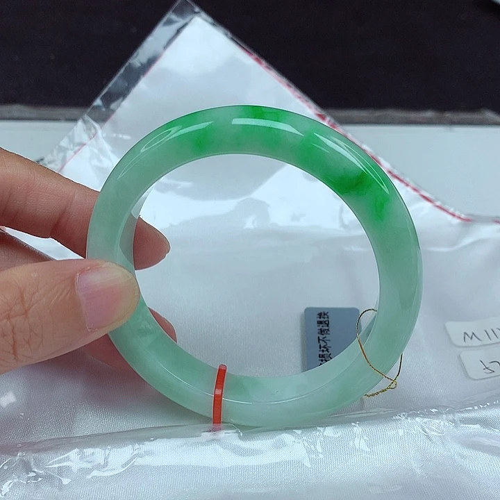 翡翠未镶嵌手镯57圈4774
