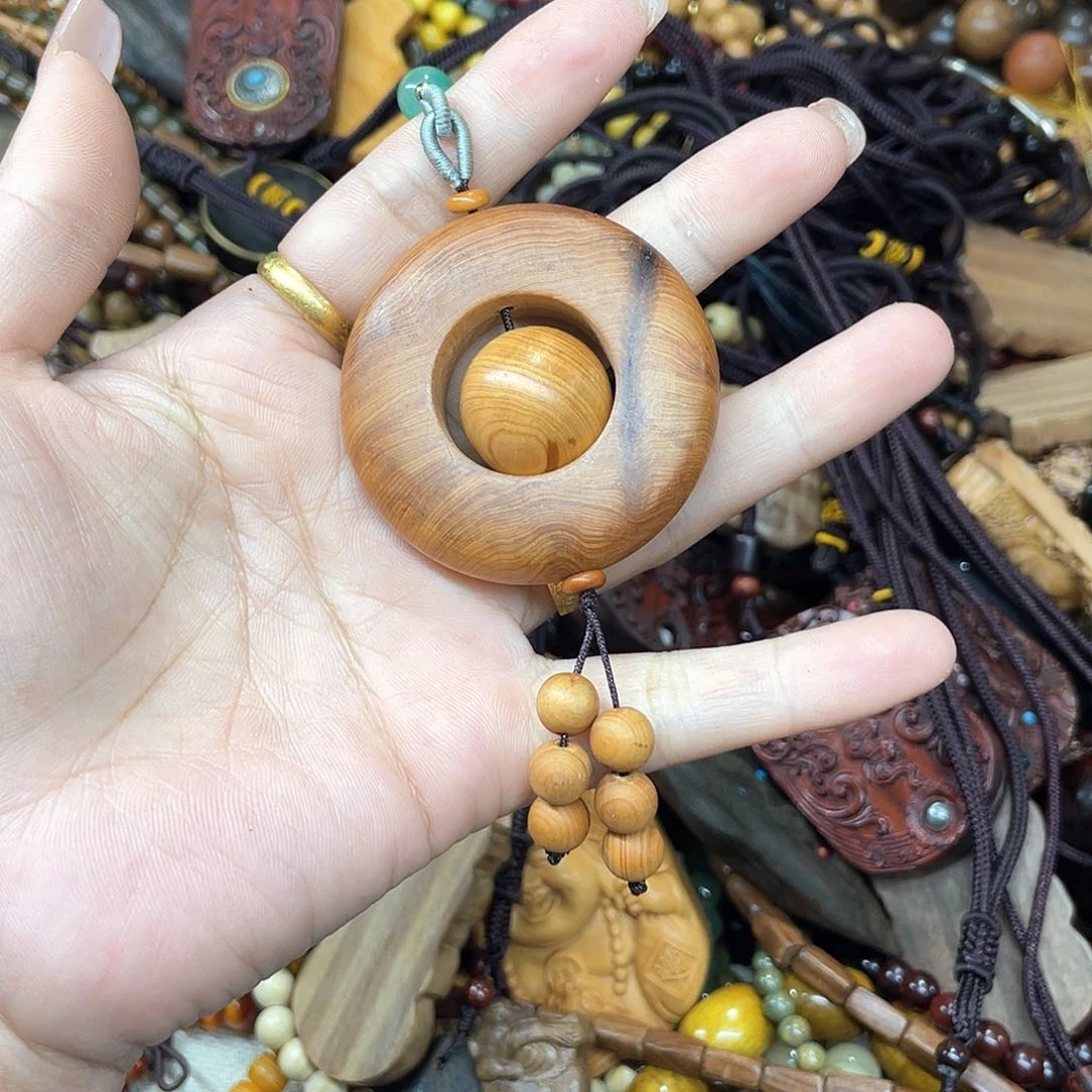 维腊木（绿檀）无事牌
