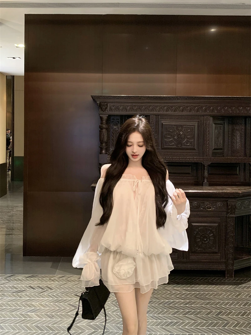娇恣美人 花瓣层次抽绳雪纺衫纯欲风辣妹性感气质一字肩网纱上衣