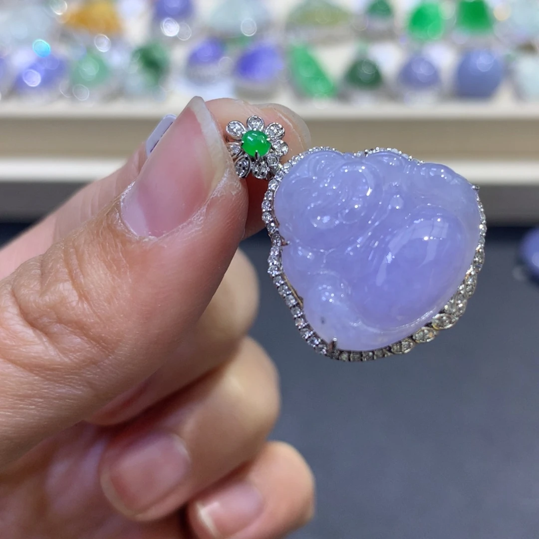 翡翠颈饰18K金镶嵌翡翠