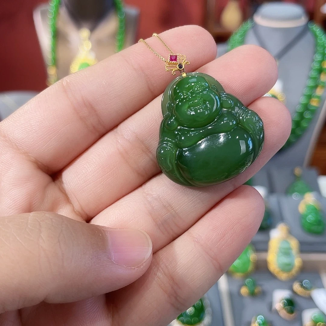 和田玉18K金镶嵌颈饰