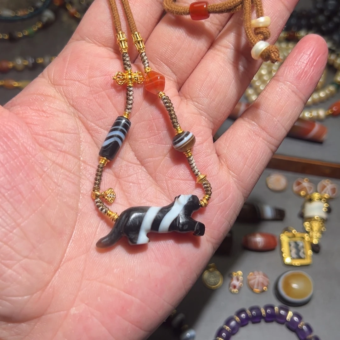 玛瑙/玉髓未镶嵌颈饰