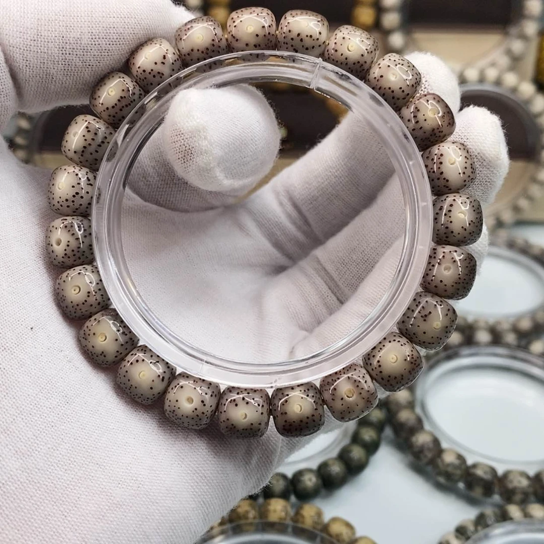 【闪购商品】星月菩提手串庞*一物一图原生态同枝粉冰