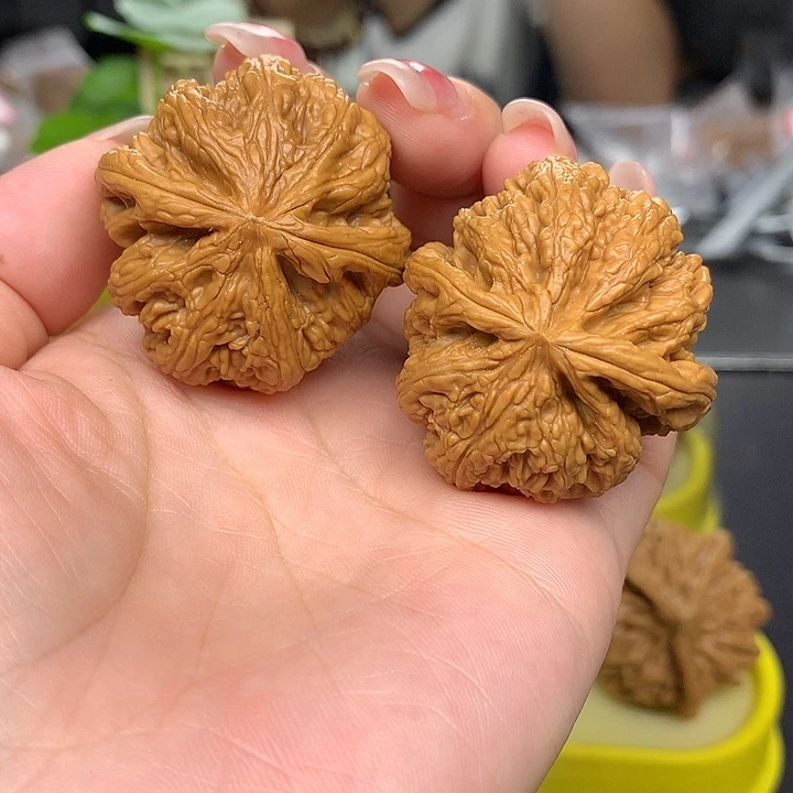 文玩核桃吊坠38➕粗筋