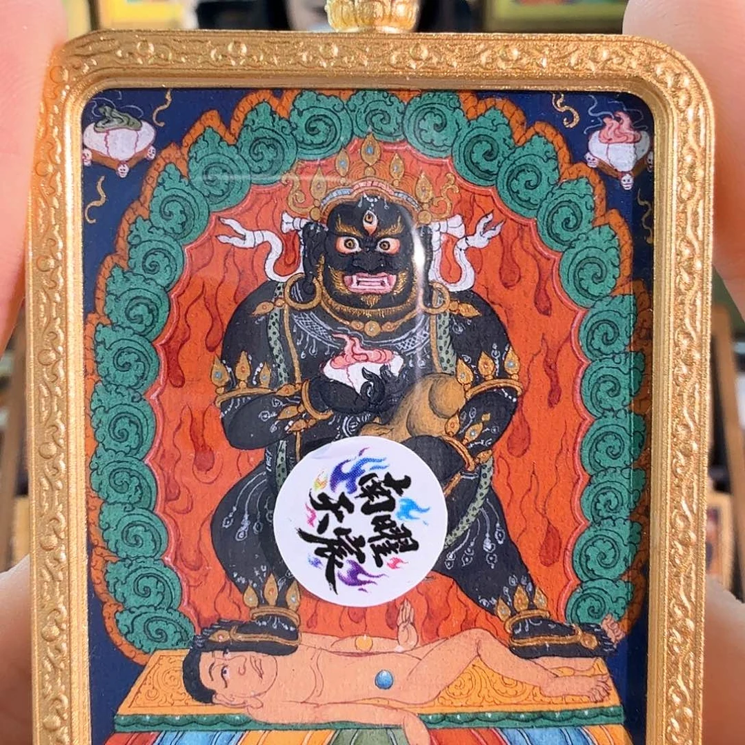 吊坠齐岗画风黑CC纯手绘