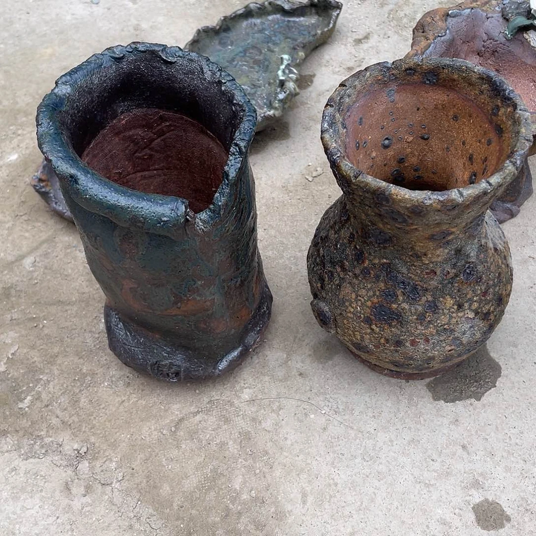梦***里两个复古手工粗陶花盆